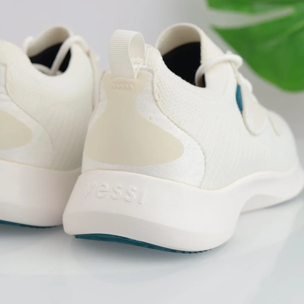 Vessi Womens Everyday 2.0 Move Sneaker Size 9 Waterproof White Knit Lace Up Shoe